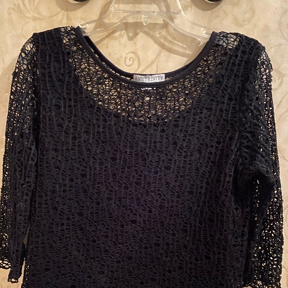 Black Ribbed Top - Picture 2 of 2